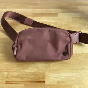 Lululemon Everywhere Belt Bag in ancient copper